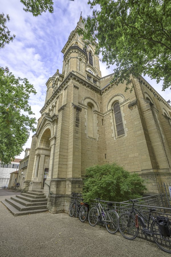 Eglise Montchat Lyon - Résidence Patio du Parc
